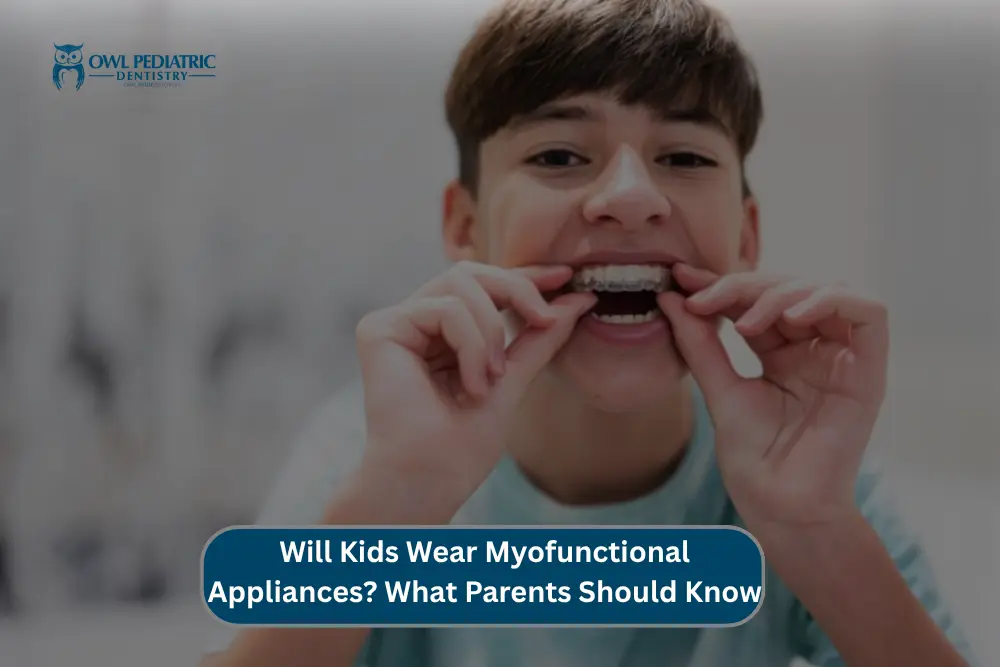 Child wearing a myofunctional dental appliance while smiling, illustrating orthodontic treatment and appliance use for kids.